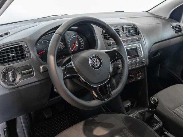 Volkswagen Polo V Рестайлинг с пробегом 2016 года, цена 699 128 рублей, 95295 км, седан, Автокод Объявления