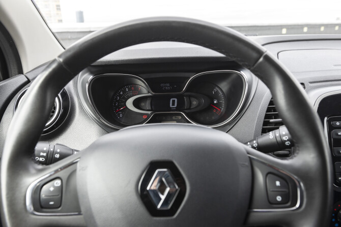 Renault Kaptur I с пробегом 2018 года, цена 1 550 000 рублей, 105000 км, внедорожник, Автокод Объявления
