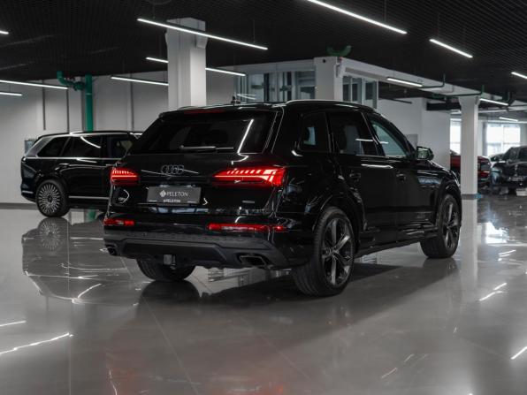 Audi Q7 II (4M) Рестайлинг 2 с пробегом 2025 года, цена 10 900 000 рублей, 5161 км, внедорожник, Автокод Объявления