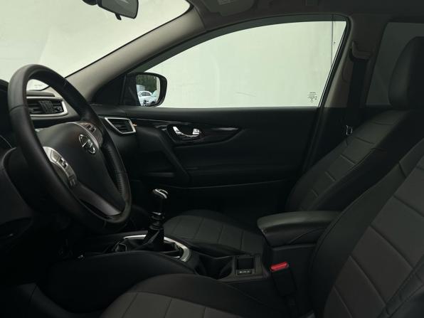 Nissan Qashqai II с пробегом 2015 года, цена 1 114 000 рублей, 203878 км, внедорожник, Автокод Объявления