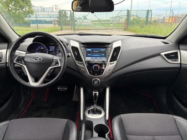 Hyundai Veloster I с пробегом 2012 года, цена 880 000 рублей, 122000 км, хэтчбек, Автокод Объявления