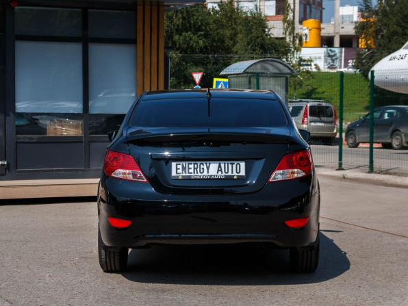 Hyundai Solaris I Рестайлинг с пробегом 2014 года, цена 930 000 рублей, 168598 км, седан, Автокод Объявления