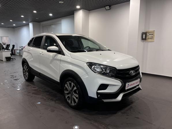 Lada (ВАЗ) XRAY I с пробегом 2019 года, цена 1 065 000 рублей, 131054 км, хэтчбек, Автокод Объявления