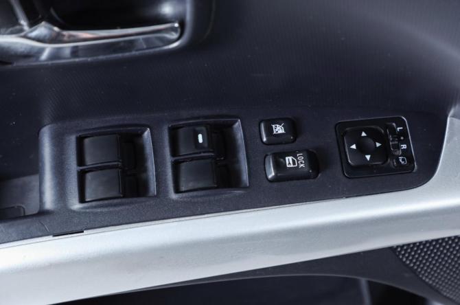 Mitsubishi Outlander II Рестайлинг с пробегом 2011 года, цена 1 429 000 рублей, 238000 км, внедорожник, Автокод Объявления