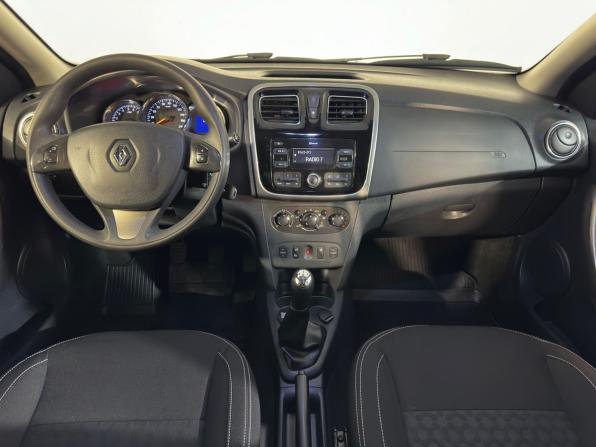 Renault Logan II с пробегом 2017 года, цена 999 900 рублей, 75719 км, седан, Автокод Объявления