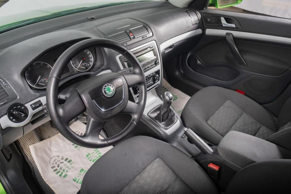 Skoda Octavia II (A5) Рестайлинг Томск  - изображение 8