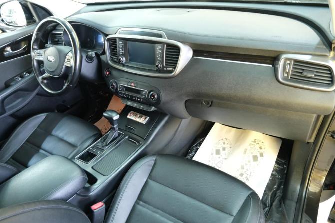Kia Sorento III Prime Рестайлинг с пробегом 2018 года, цена 3 099 000 рублей, 162000 км, внедорожник, Автокод Объявления