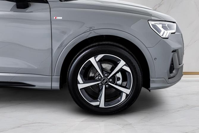 Audi Q3 II (F3) с пробегом 2026 года, цена 3 850 000 рублей, 10 км, внедорожник, Автокод Объявления