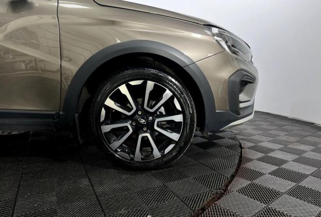 Lada (ВАЗ) Vesta I Рестайлинг (NG) с пробегом 2024 года, цена 1 475 000 рублей, 27147 км, универсал, Автокод Объявления