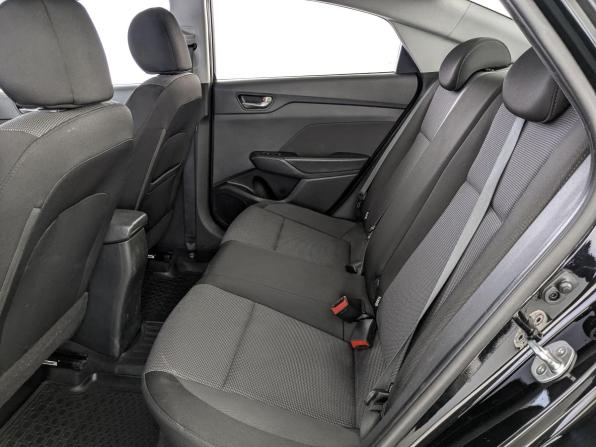 Hyundai Solaris II с пробегом 2017 года, цена 1 175 000 рублей, 163268 км, седан, Автокод Объявления