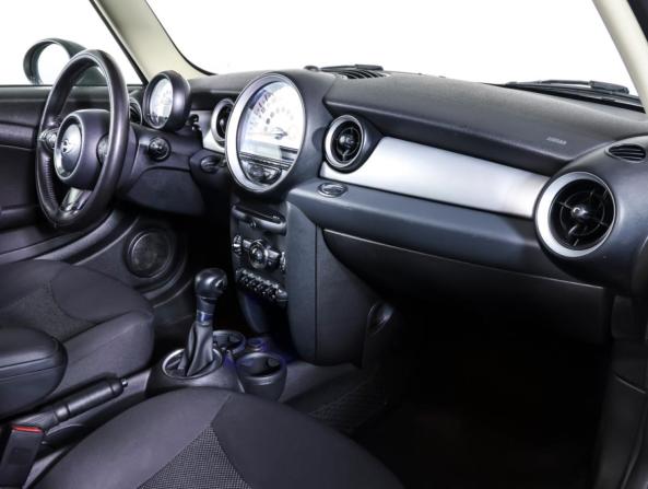 Mini Hatch II (R56) Рестайлинг с пробегом 2012 года, цена 887 000 рублей, 217060 км, хэтчбек, Автокод Объявления