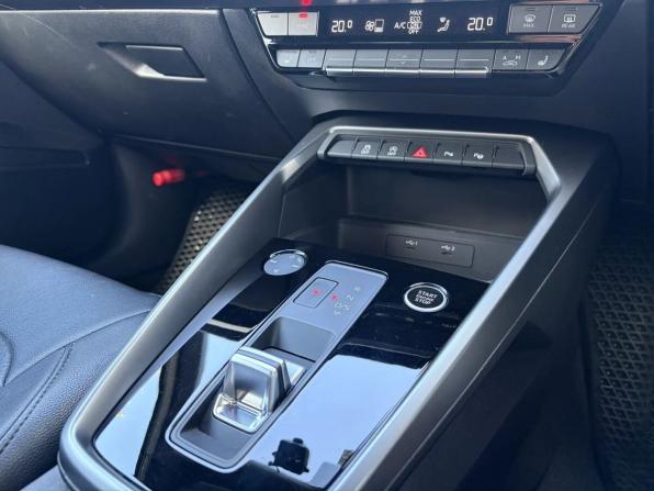 Audi A3 IV (8Y) с пробегом 2021 года, цена 2 369 000 рублей, 39189 км, седан, Автокод Объявления