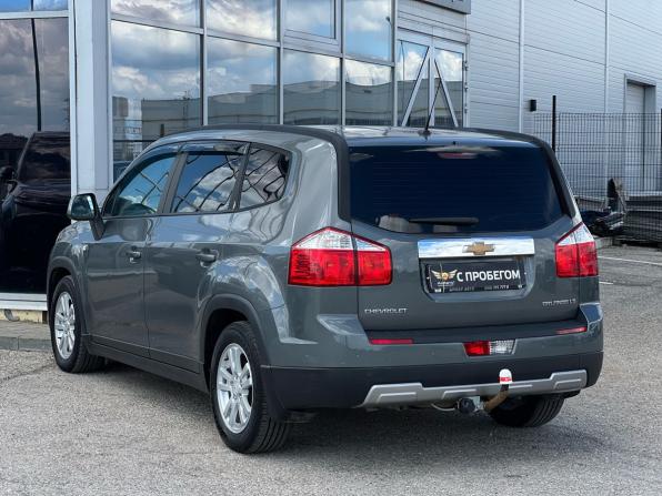Chevrolet Orlando I с пробегом 2011 года, цена 869 000 рублей, 220000 км, компактвэн, Автокод Объявления