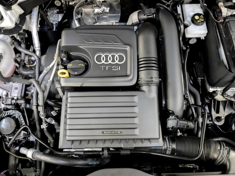 Audi Q3 II (F3) Москва  - изображение 9