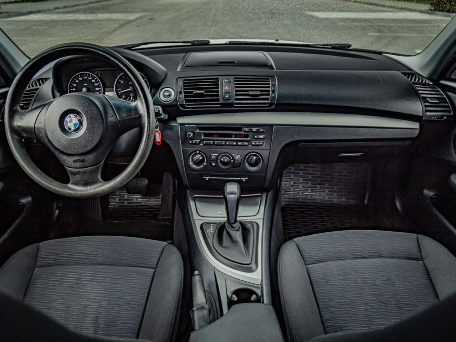 BMW 1 серии I (E81/E82/E87/E88) Рестайлинг Тюмень  - изображение 11