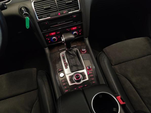 Audi Q7 I (4L) Рестайлинг с пробегом 2012 года, цена 1 790 000 рублей, 327683 км, внедорожник, Автокод Объявления