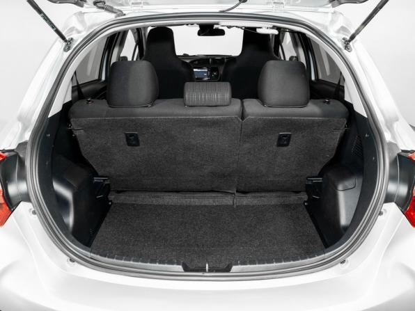 Toyota Vitz III (XP130) Рестайлинг 2 с пробегом 2017 года, цена 1 020 500 рублей, 140586 км, хэтчбек, Автокод Объявления
