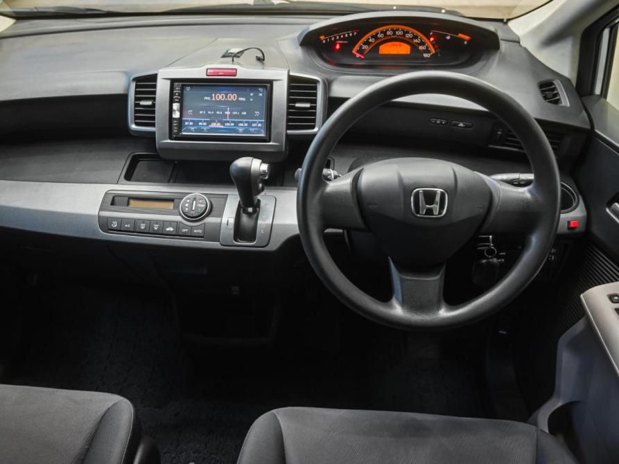 Honda Freed I Челябинск  - изображение 20