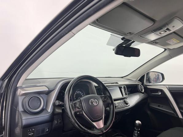 Toyota RAV4 IV (XA40) Рестайлинг с пробегом 2018 года, цена 2 149 000 рублей, 147000 км, внедорожник, Автокод Объявления
