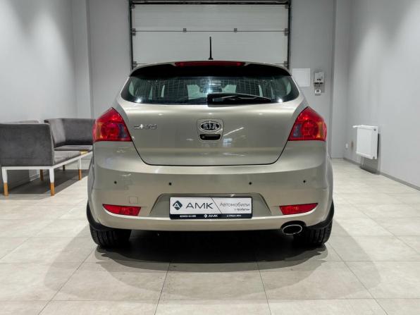 Kia Ceed I Рестайлинг с пробегом 2011 года, цена 685 358 рублей, 201478 км, хэтчбек, Автокод Объявления