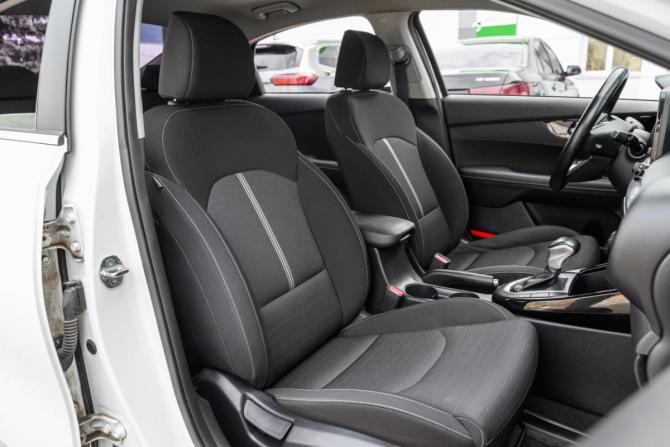 Kia Cerato IV Рестайлинг с пробегом 2021 года, цена 2 079 000 рублей, 81981 км, седан, Автокод Объявления
