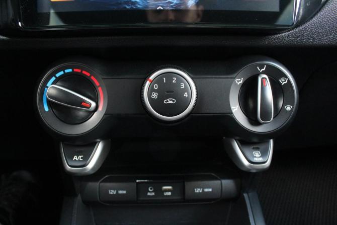 Kia Rio IV с пробегом 2020 года, цена 1 760 000 рублей, 80461 км, седан, Автокод Объявления