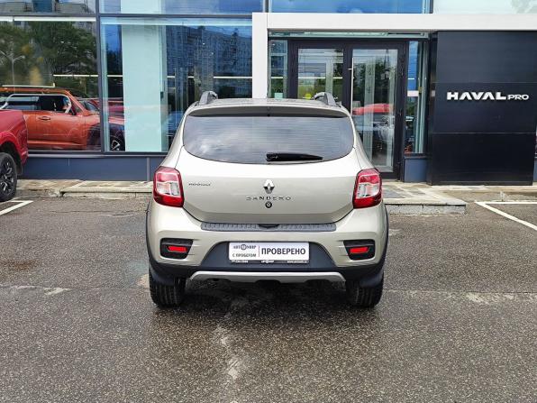 Renault Sandero II с пробегом 2016 года, цена 849 000 рублей, 95068 км, хэтчбек, Автокод Объявления