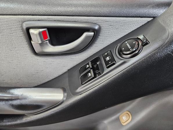 Hyundai H-1 II с пробегом 2008 года, цена 845 000 рублей, 396002 км, минивэн, Автокод Объявления