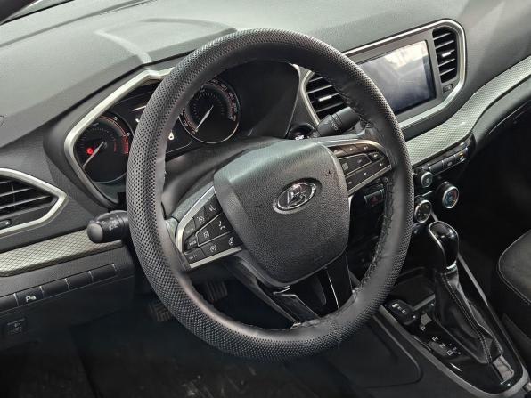 Lada (ВАЗ) Vesta I Рестайлинг (NG) с пробегом 2024 года, цена 1 340 000 рублей, 31570 км, седан, Автокод Объявления