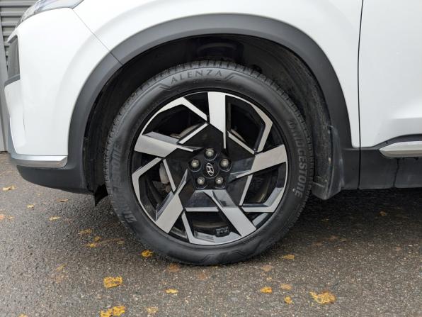 Hyundai Santa Fe IV Рестайлинг с пробегом 2022 года, цена 3 890 000 рублей, 28562 км, внедорожник, Автокод Объявления