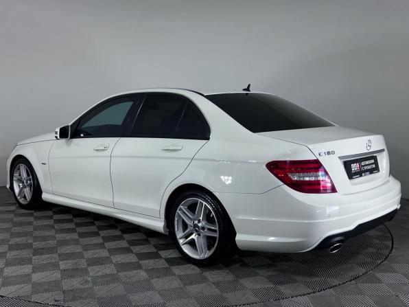 Mercedes-Benz C-Класс III (W204) Рестайлинг с пробегом 2011 года, цена 1 620 000 рублей, 210687 км, седан, Автокод Объявления