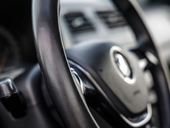 Volkswagen Polo V Рестайлинг с пробегом 2018 года, цена 1 348 000 рублей, 98379 км, седан, Автокод Объявления