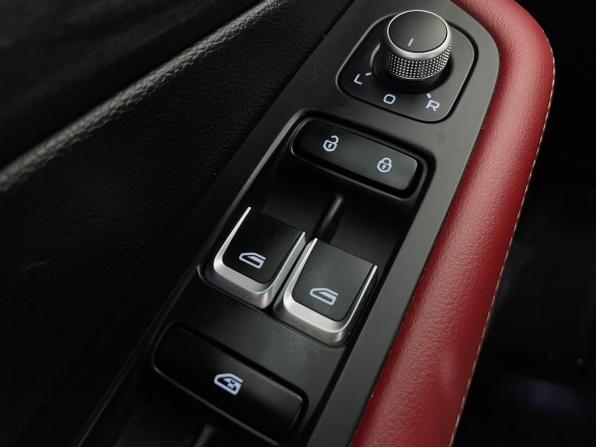 Geely Coolray I Рестайлинг с пробегом 2024 года, цена 2 130 000 рублей, 31602 км, внедорожник, Автокод Объявления
