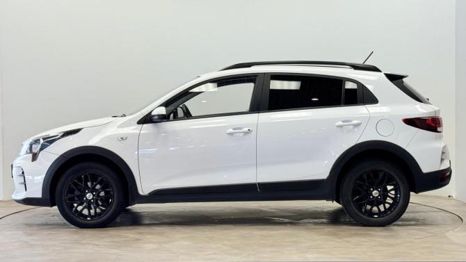 Kia Rio IV Рестайлинг с пробегом 2021 года, цена 1 785 000 рублей, 71520 км, хэтчбек, Автокод Объявления