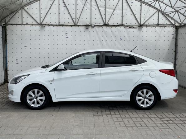 Hyundai Solaris I Рестайлинг с пробегом 2016 года, цена 1 170 000 рублей, 175879 км, седан, Автокод Объявления