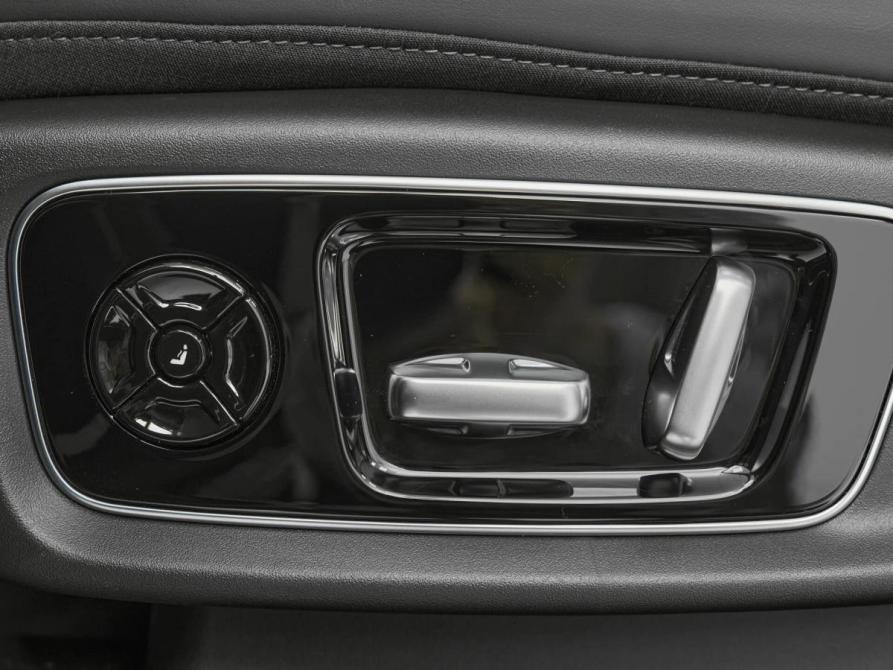 Li Auto (Lixiang) L9 I Рестайлинг Москва  - изображение 15