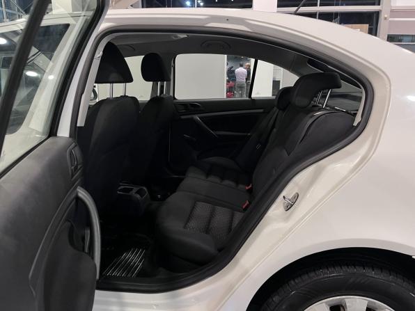 Skoda Octavia II (A5) Рестайлинг с пробегом 2013 года, цена 735 000 рублей, 235334 км, лифтбек, Автокод Объявления