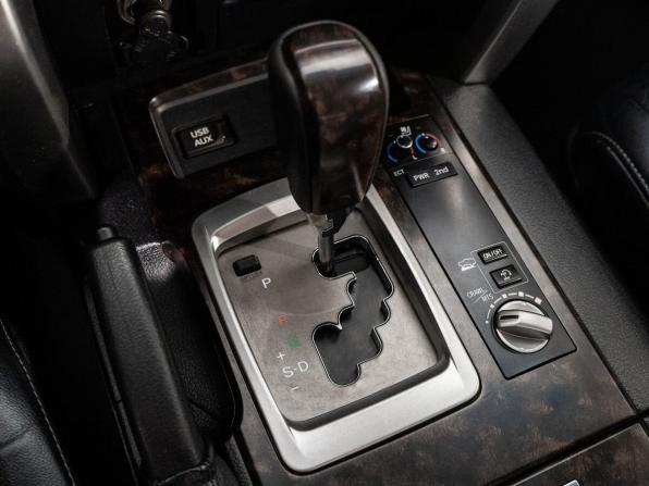 Toyota Land Cruiser 200 Series Рестайлинг 1 с пробегом 2012 года, цена 4 134 000 рублей, 123976 км, внедорожник, Автокод Объявления