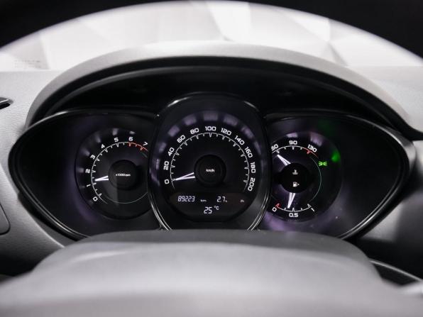 Lada (ВАЗ) Vesta I с пробегом 2016 года, цена 811 000 рублей, 88000 км, седан, Автокод Объявления