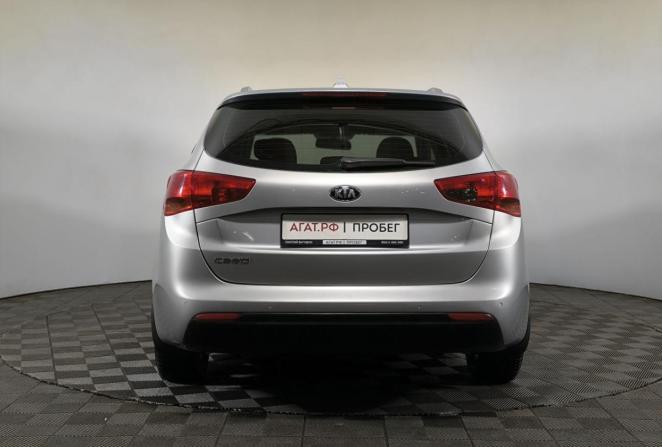 Kia Ceed III с пробегом 2018 года, цена 1 245 000 рублей, 137454 км, универсал, Автокод Объявления