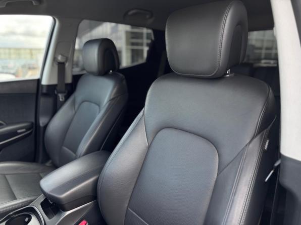 Hyundai Santa Fe III Рестайлинг с пробегом 2017 года, цена 2 525 000 рублей, 71943 км, внедорожник, Автокод Объявления