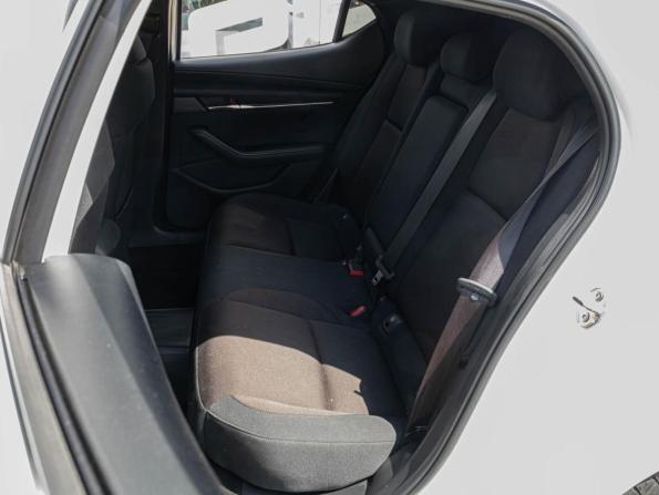 Mazda 3 IV (BP) с пробегом 2019 года, цена 2 150 000 рублей, 114935 км, хэтчбек, Автокод Объявления