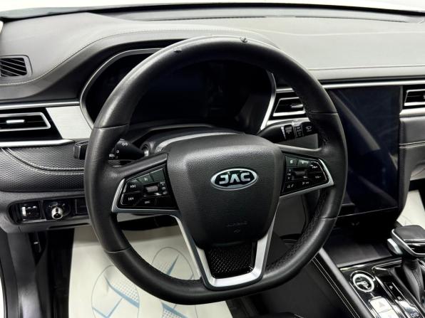 JAC J7 I с пробегом 2023 года, цена 1 340 000 рублей, 71626 км, лифтбек, Автокод Объявления