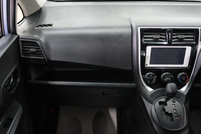 Toyota Ractis II с пробегом 2015 года, цена 1 289 000 рублей, 137000 км, хэтчбек, Автокод Объявления