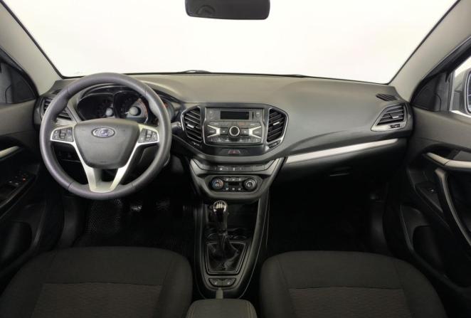 Lada (ВАЗ) Vesta I с пробегом 2018 года, цена 870 000 рублей, 144915 км, седан, Автокод Объявления