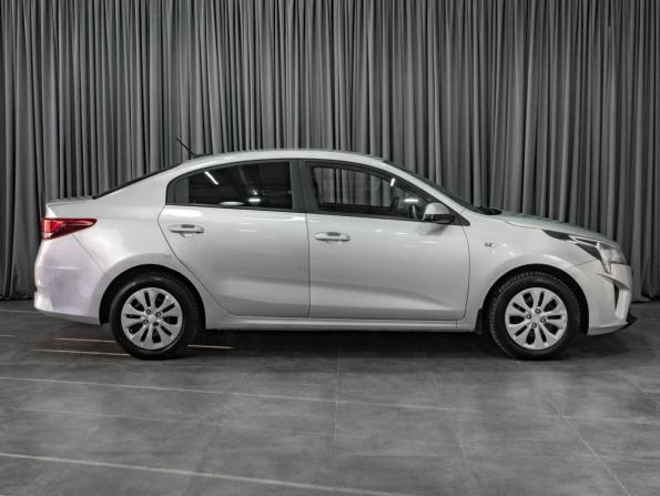 Kia Rio IV Рестайлинг с пробегом 2021 года, цена 1 449 000 рублей, 174766 км, седан, Автокод Объявления