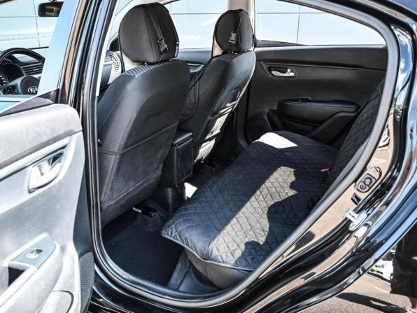Kia Rio IV с пробегом 2018 года, цена 1 379 000 рублей, 141167 км, седан, Автокод Объявления