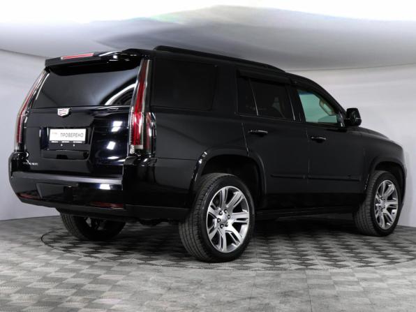 Cadillac Escalade IV с пробегом 2016 года, цена 5 100 000 рублей, 90000 км, внедорожник, Автокод Объявления