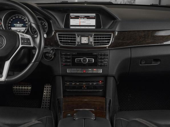 Mercedes-Benz E-Класс IV (W212 S212 C207) Рестайлинг с пробегом 2013 года, цена 1 699 000 рублей, 165800 км, седан, Автокод Объявления