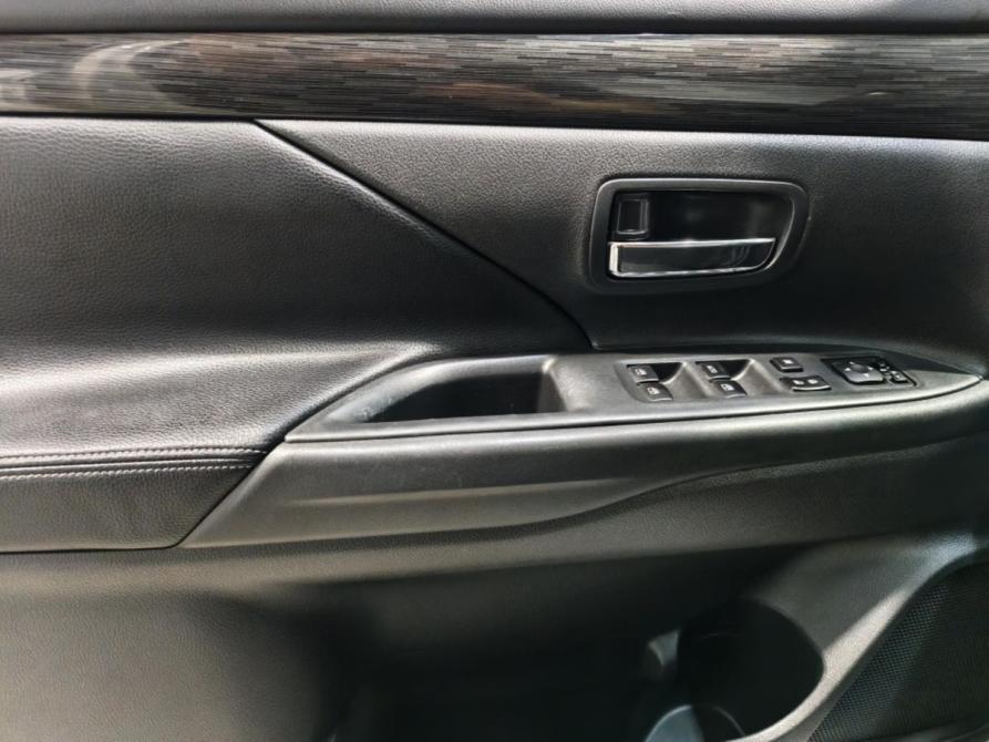 Mitsubishi Outlander III Рестайлинг 2 Курск  - изображение 17